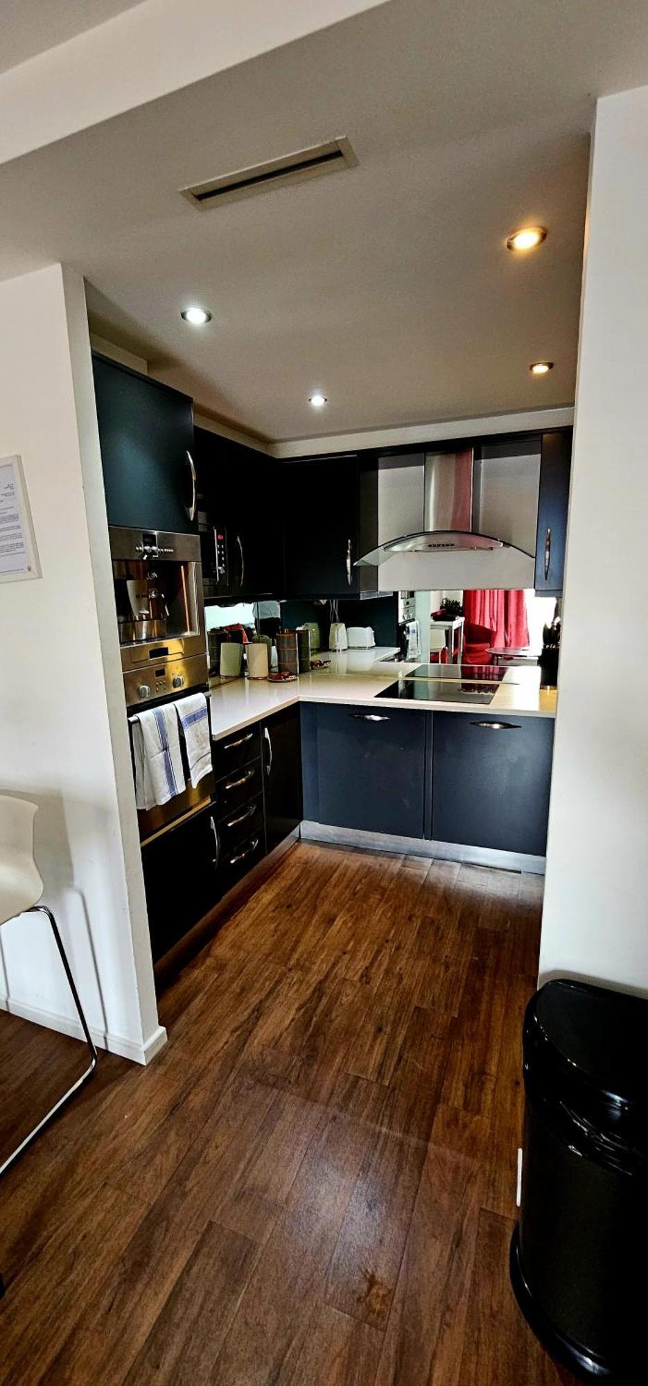 Apartment Excel West London