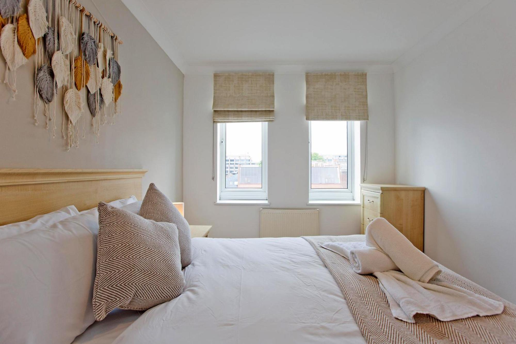 Imperial Onedin Point-tower Hill Apartment London