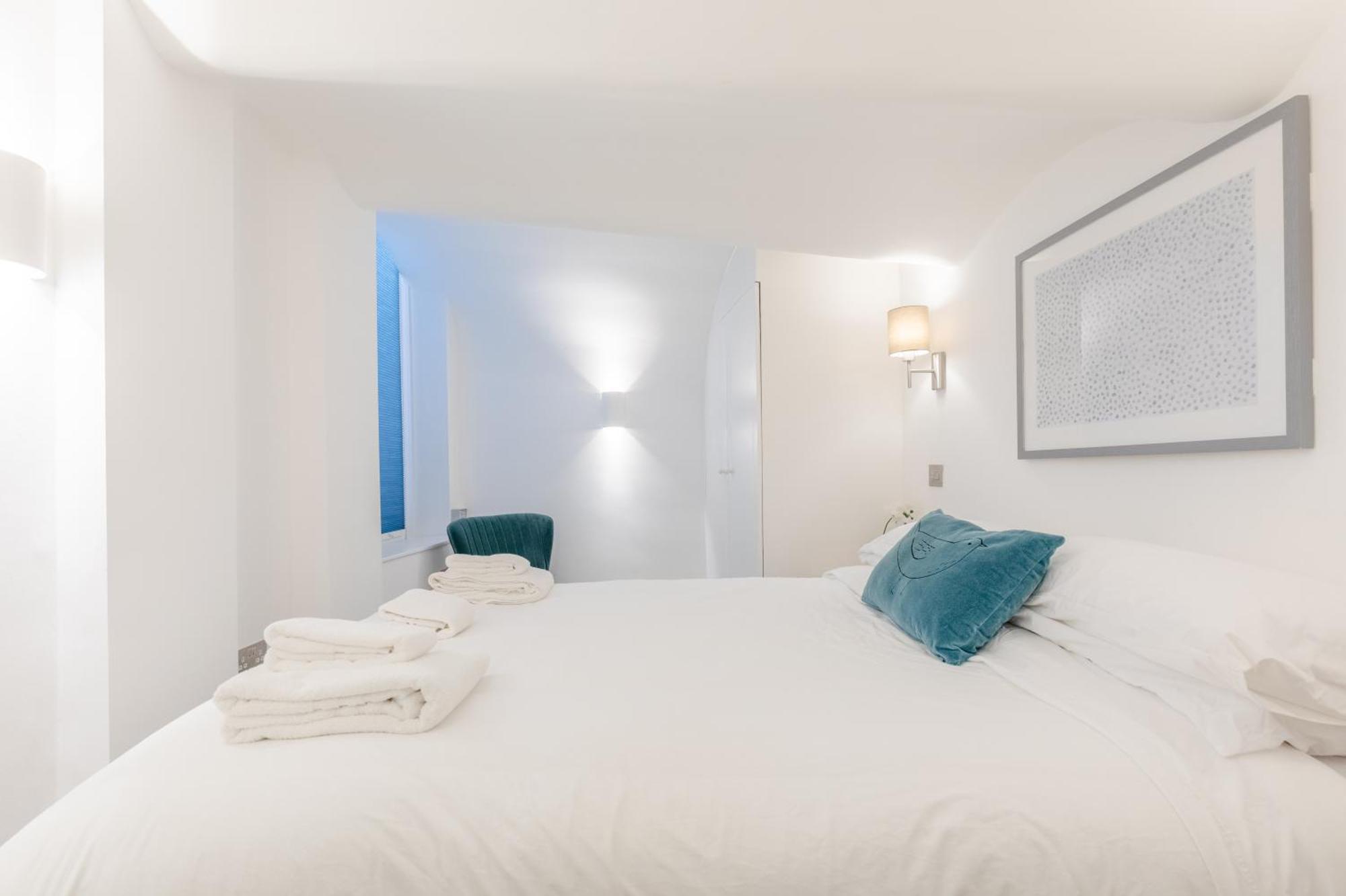 Lovely In Near Victoria Appartement *