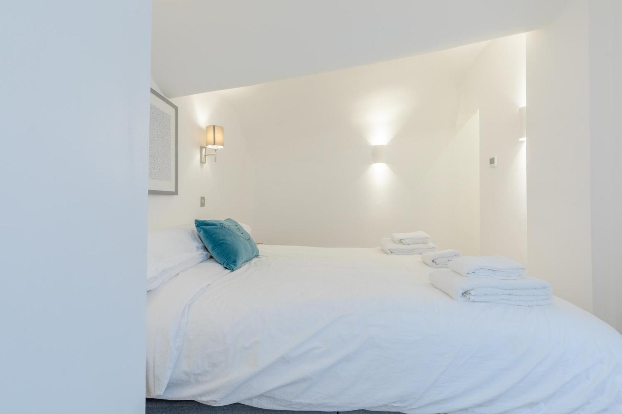 Lovely In Near Victoria Appartement Londen