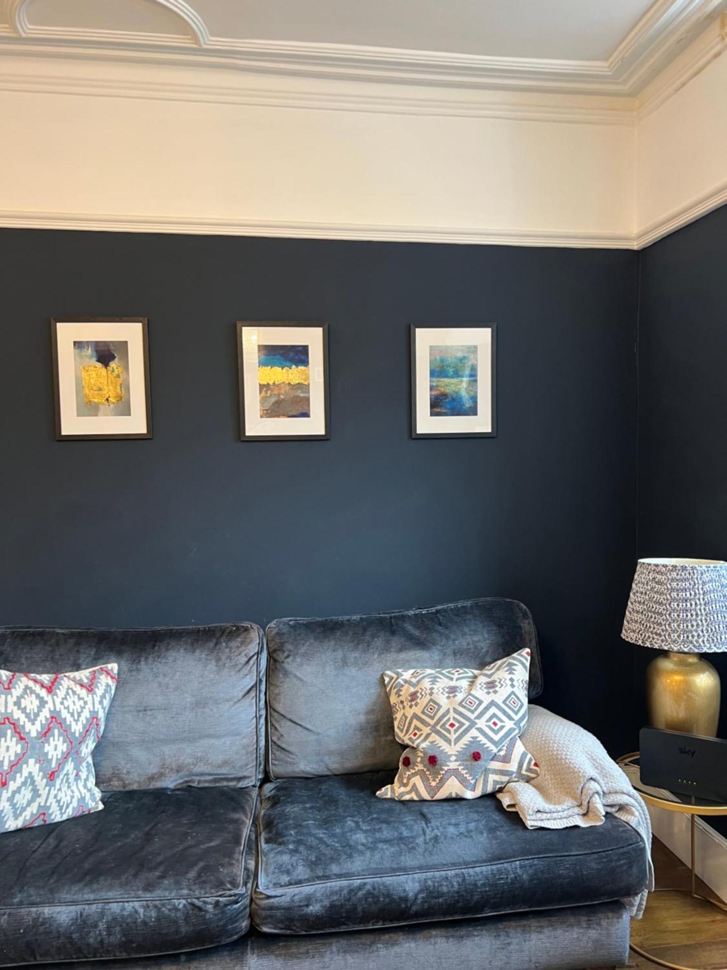 Gorgeous 3 Bedroom In Quaint Southfields Apartment London