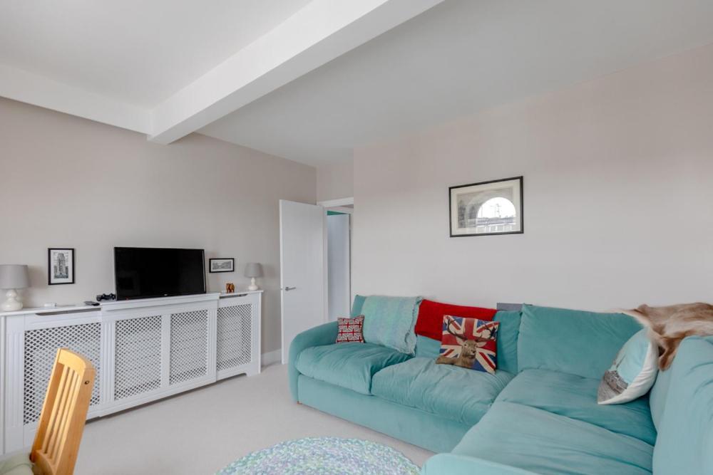 Quaint & Cosy 1 Bedroom Flat - Kensington Olympia! Apartment *