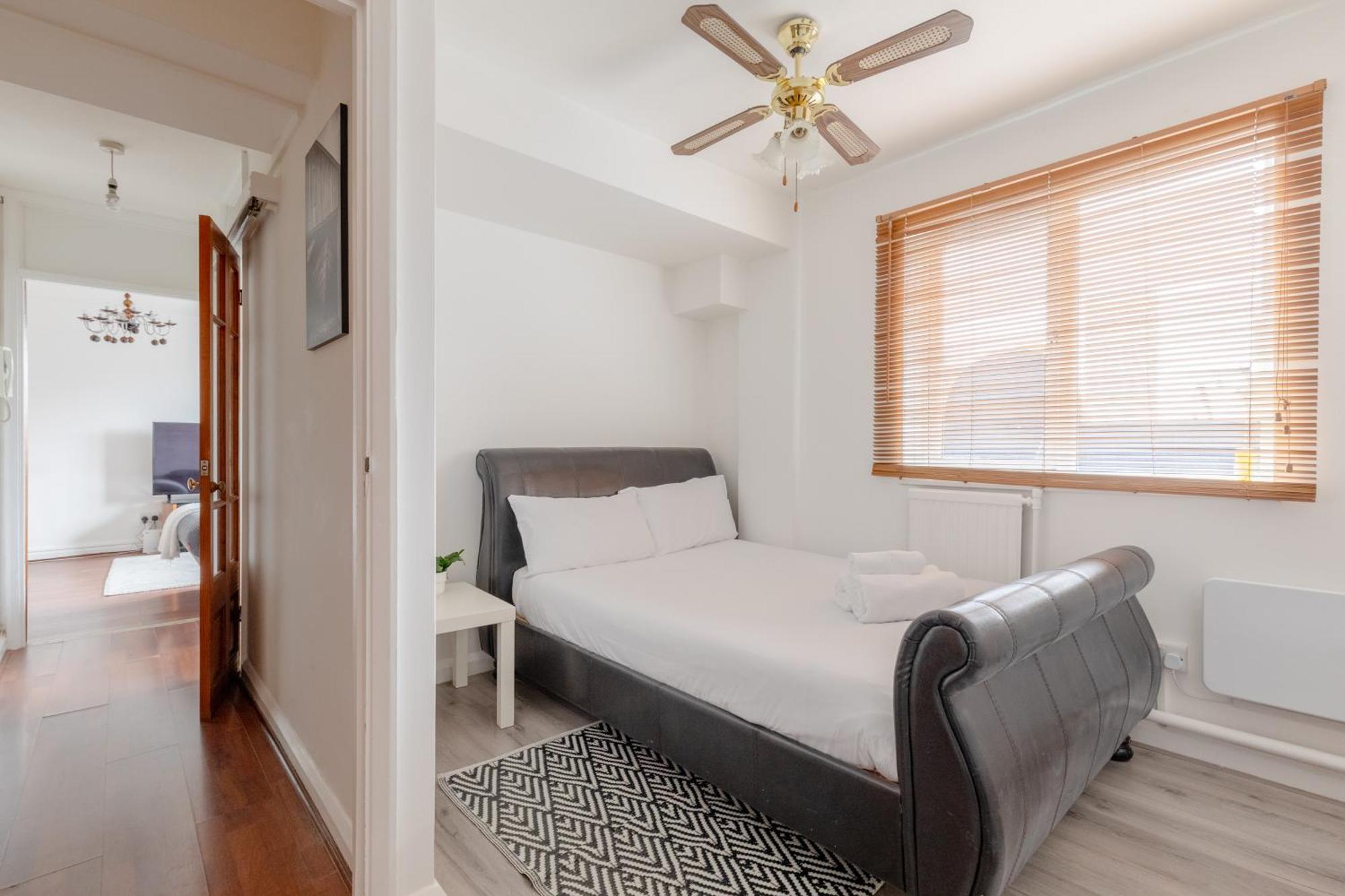 Well Located 2bd Flat 20 Mins To Tower Bridge! Leilighet London