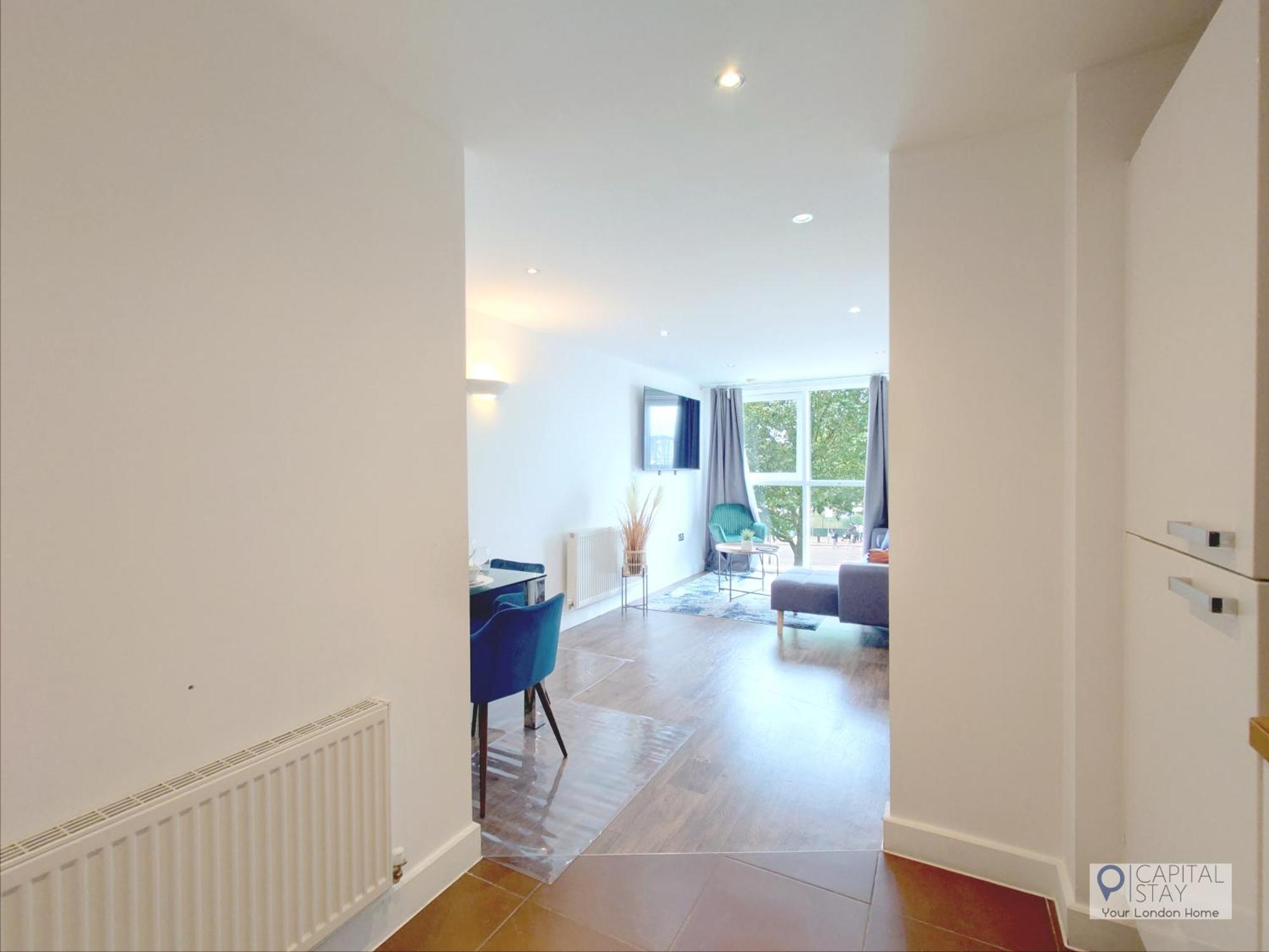 Apartment Two Bed Serviced By Docklands