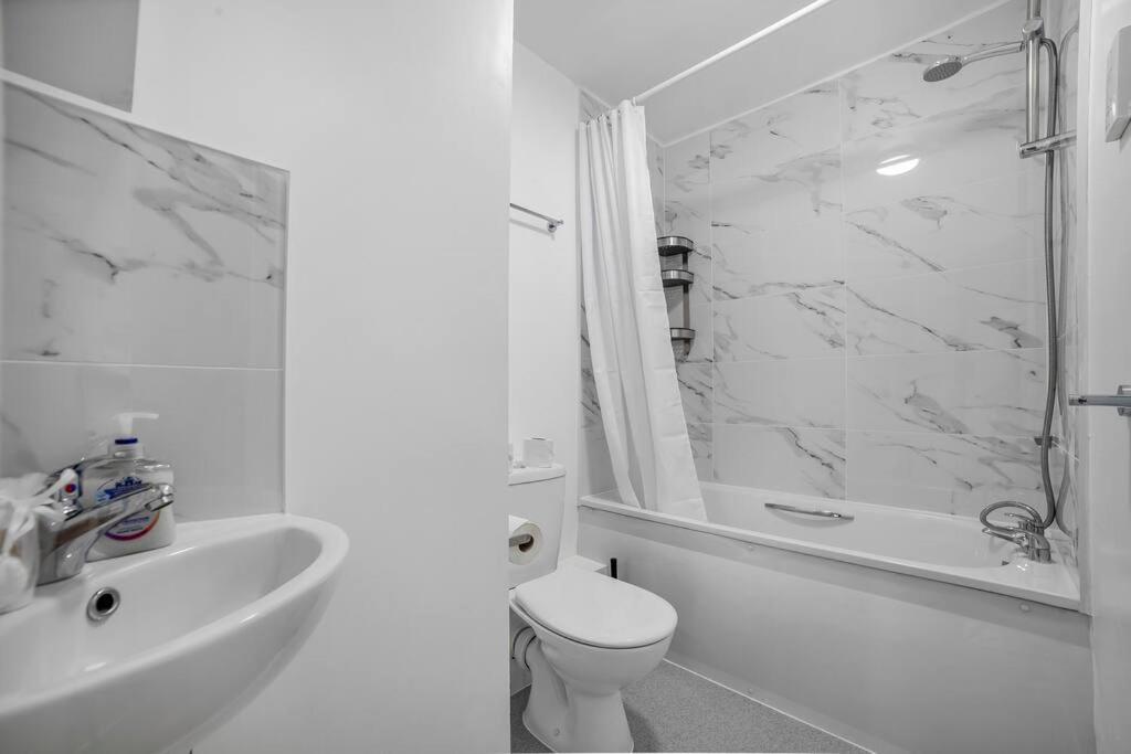 Appartement Charming Semi 1-bed Walk To Tower Of Londen
