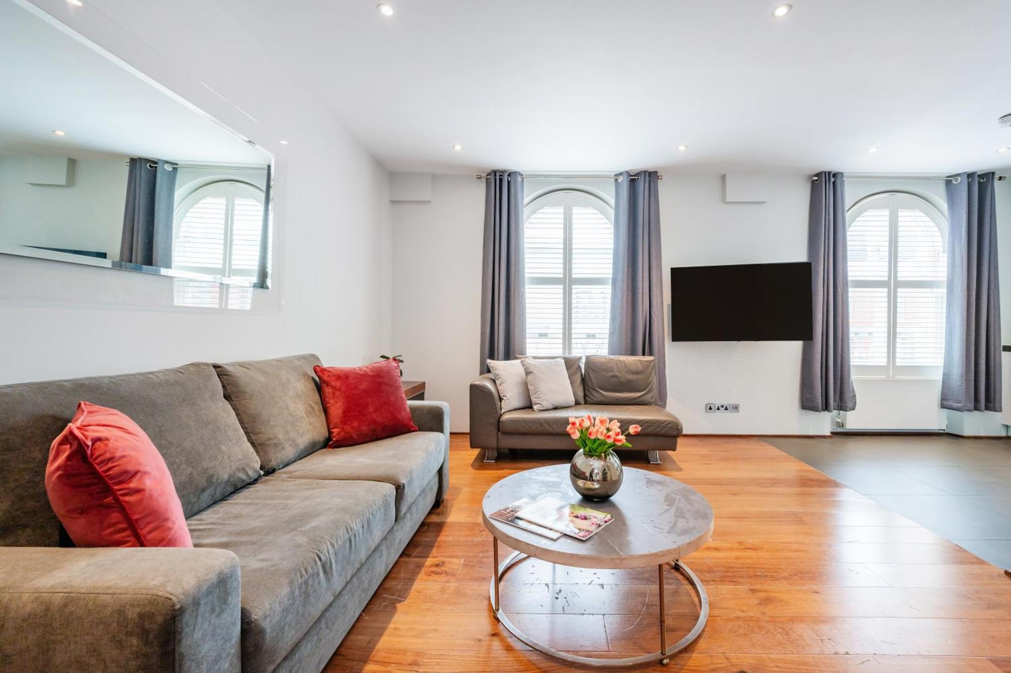 Welcome South Kensington *