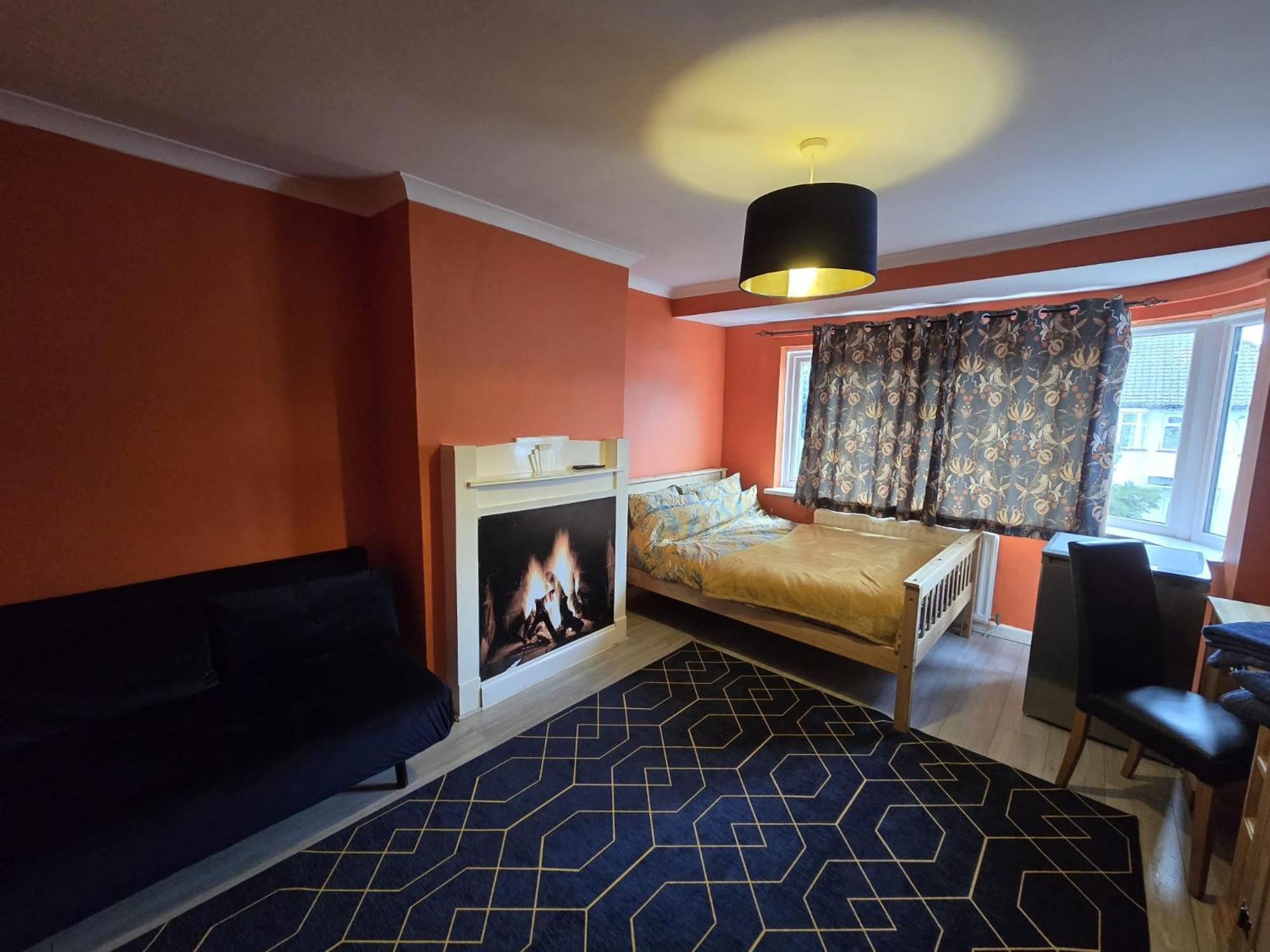L'auberge Close Syon Lane Station And Heathrow Gasthof 4*