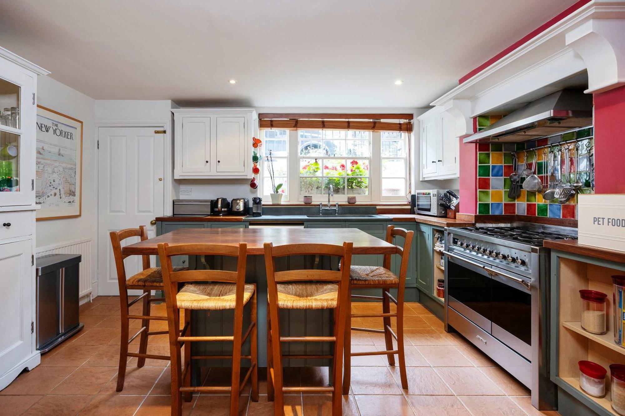Holiday home Veeve - Holland Park Townhouse London