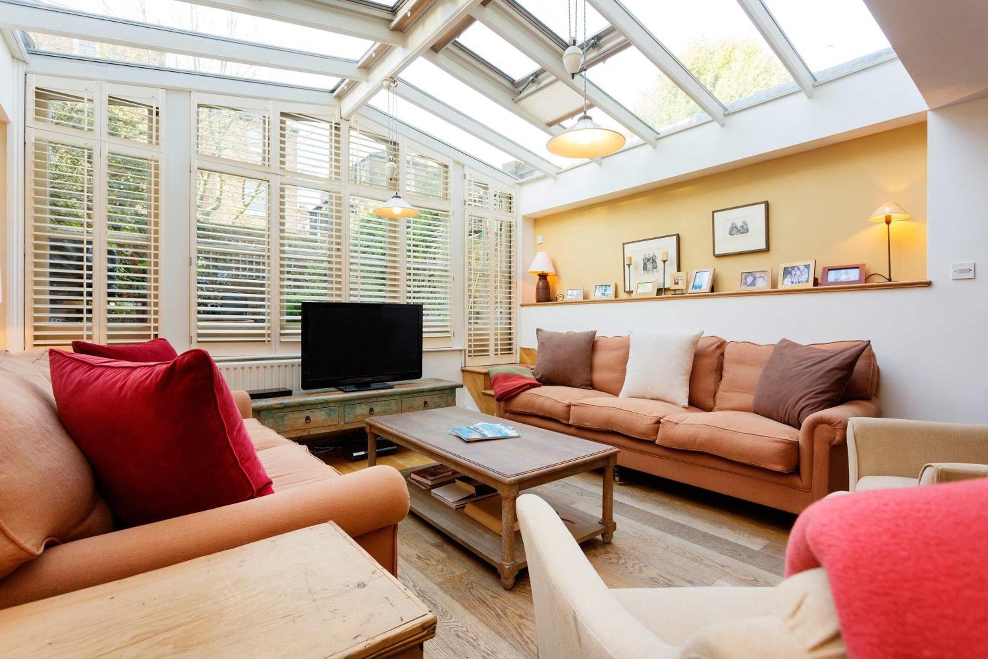 Veeve - Holland Park Townhouse Holiday home London