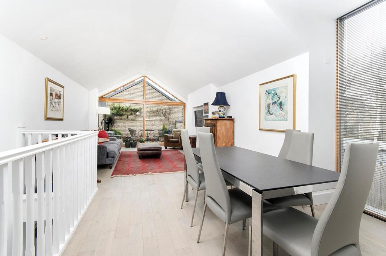 Guestready - Bauhaus Duplex In Shepherd's Bush Apartment London