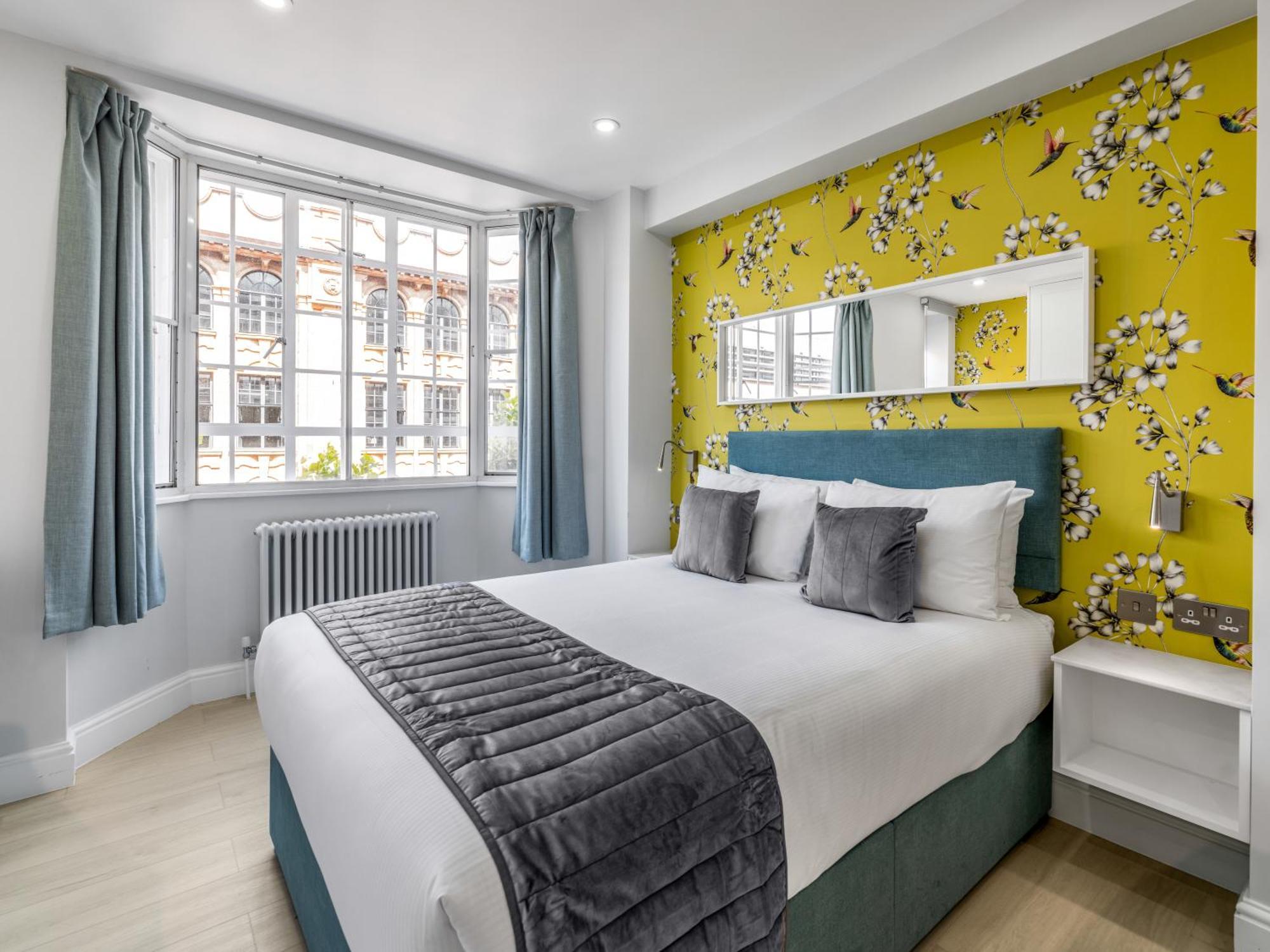 Chelsea Cloisters Serviced Apartment
