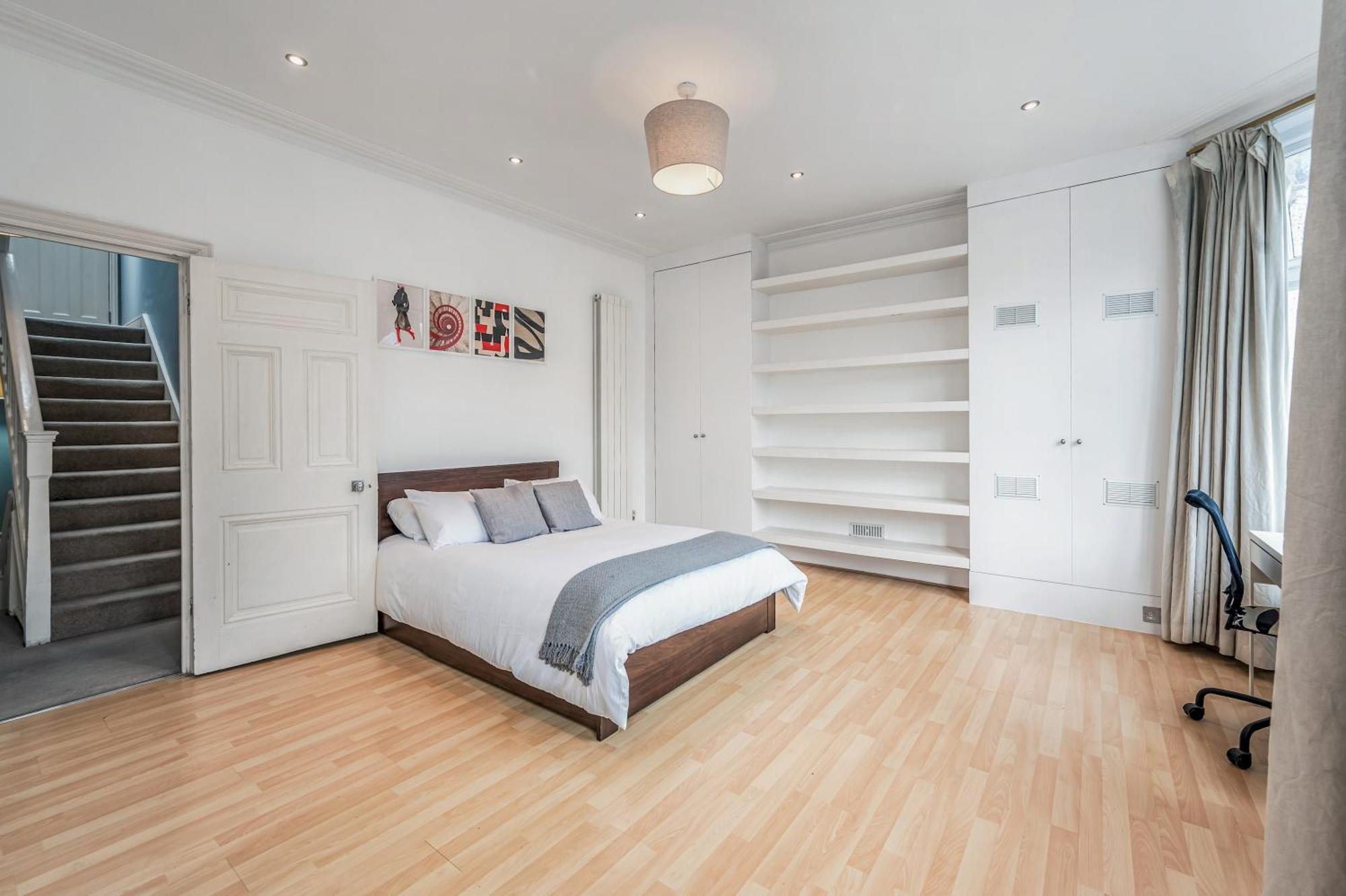 Pass The Keys Wonderful Six Bed Victorian In Holiday home *
