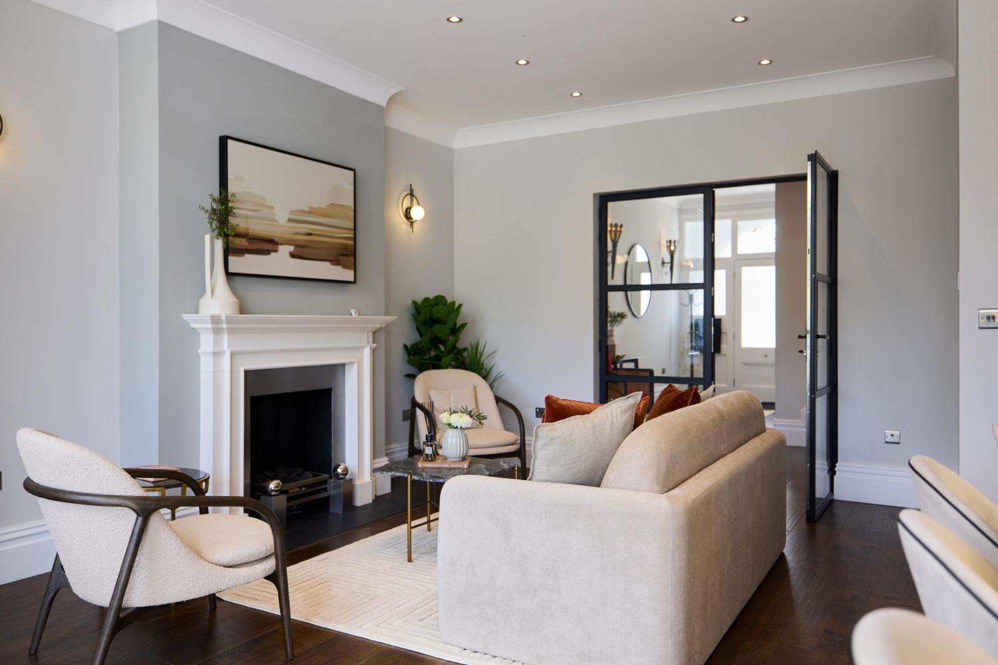 The Roehampton Place - Elegant 5bdr House With Garden And Parking Leilighet London