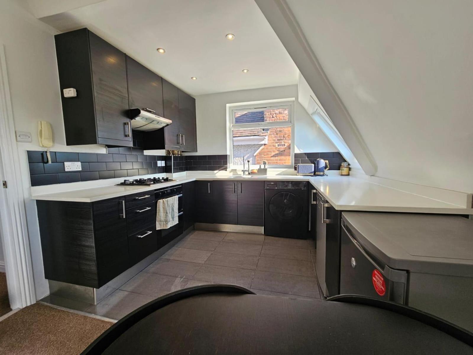 Luxury - Finchley Road Retreat London