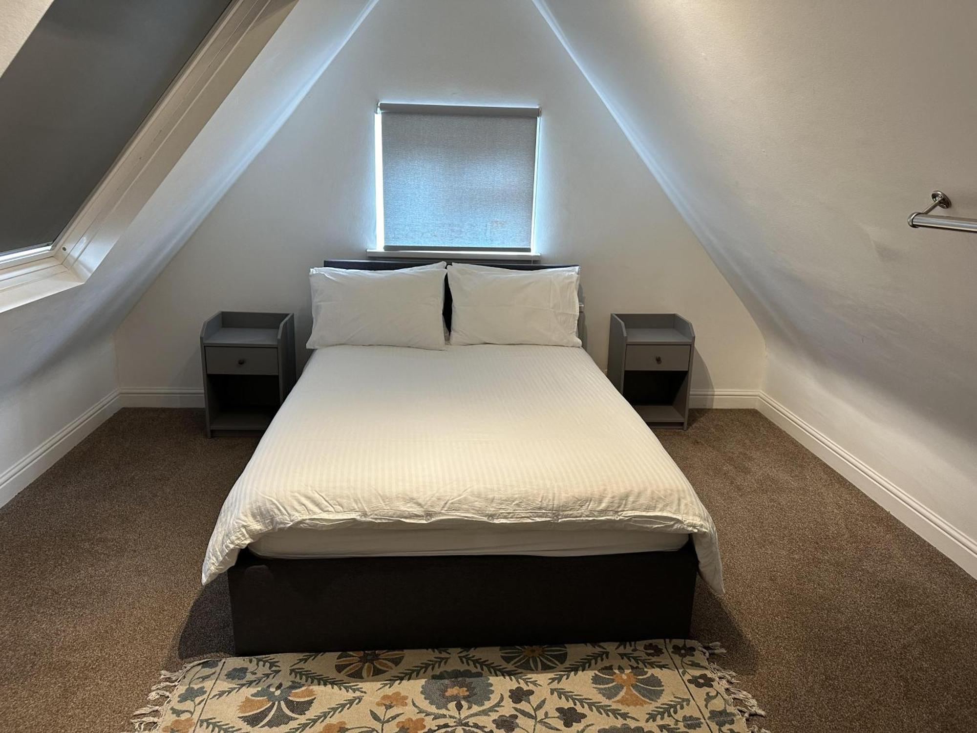 Apartment Luxury - Finchley Road Retreat