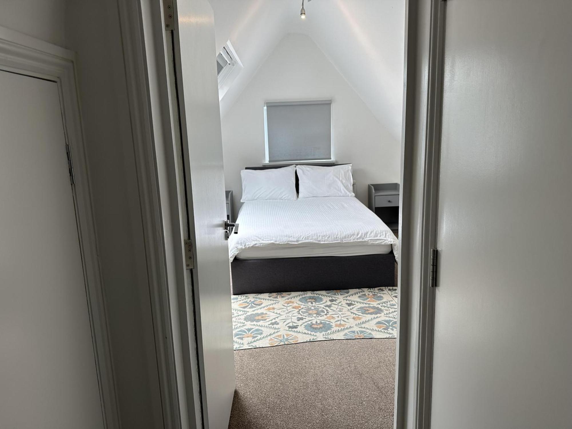 Luxury - Finchley Road Retreat * London