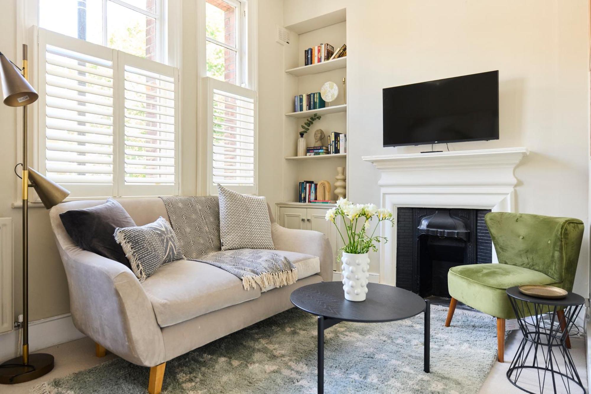 The Putney Classic - Trendy 2bdr Flat * London