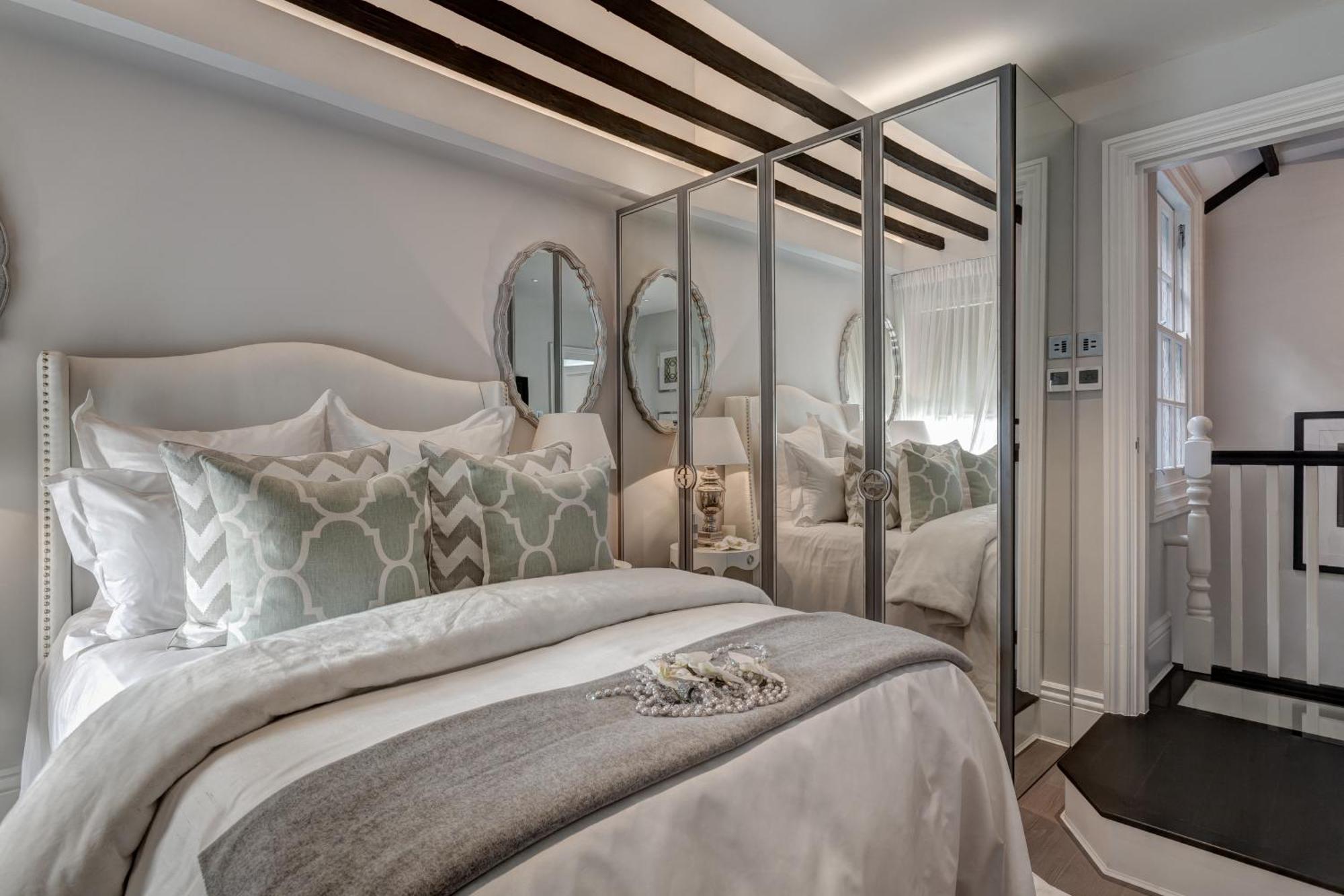 Beautiful & Luxurious 3 Bed Home, With Amazing Terrace Apartment