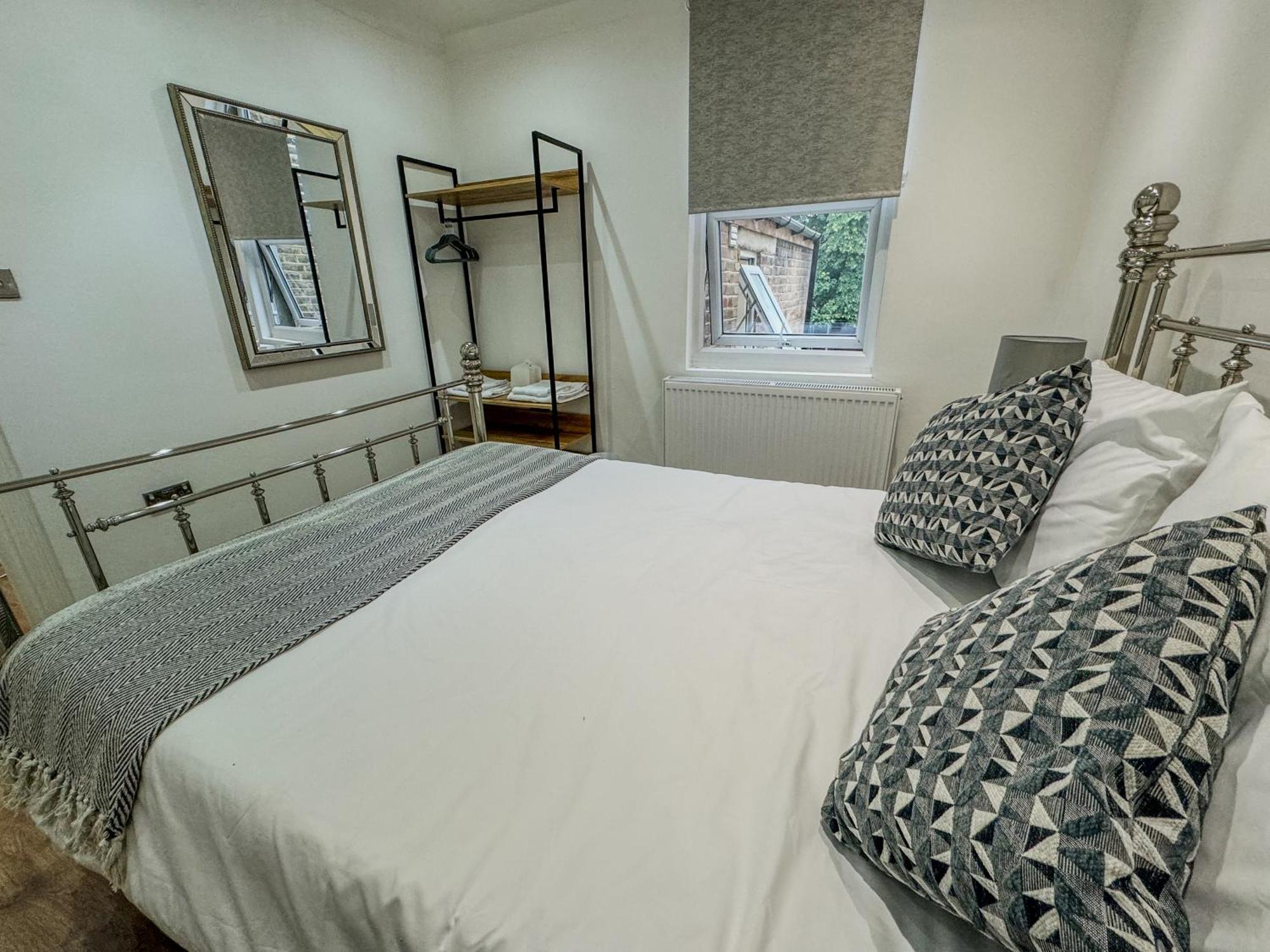 Stratford House London