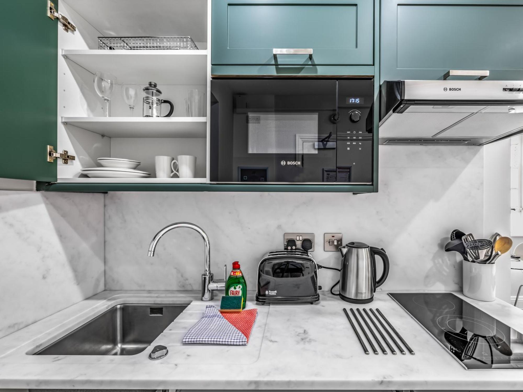 Chelsea Cloisters Serviced Apartment