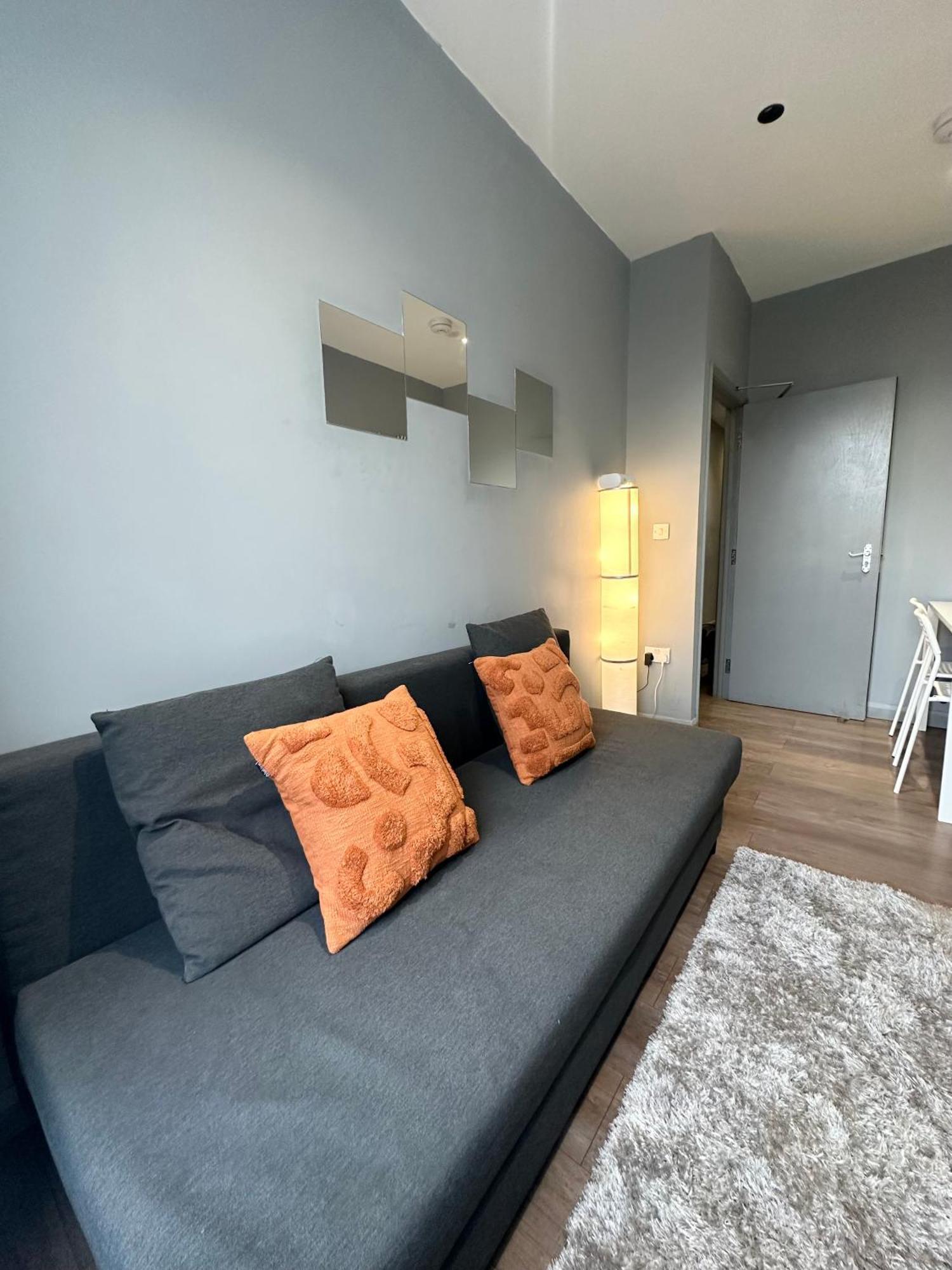 Kingcross 3 Bedroom Flat, 3mins To Euston London