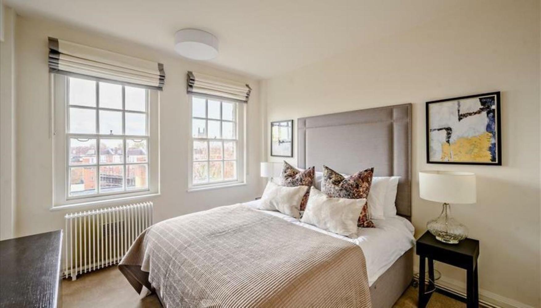 Mayfair Central Sleeps 6 People Londen