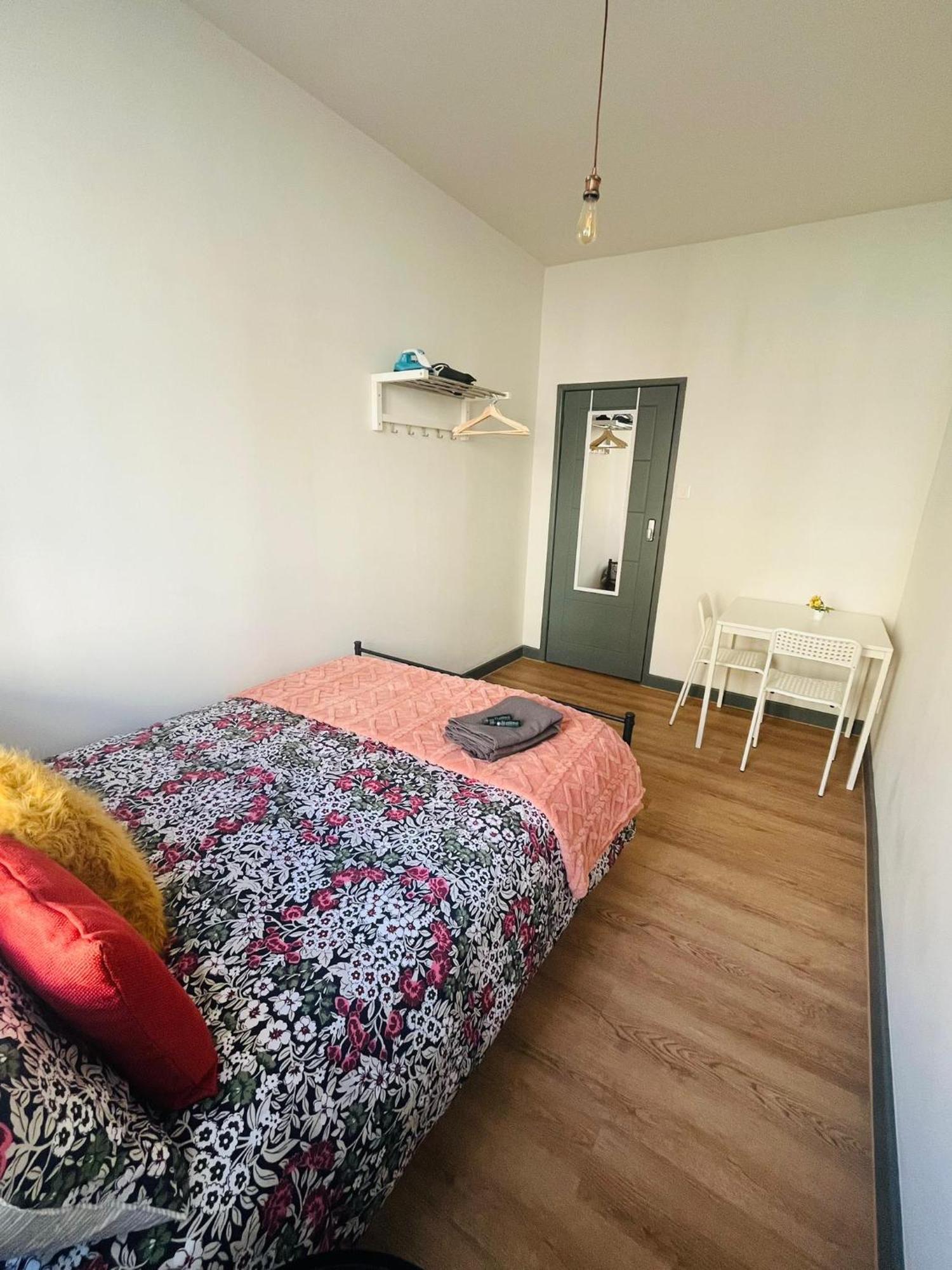 Kilburn Guest London