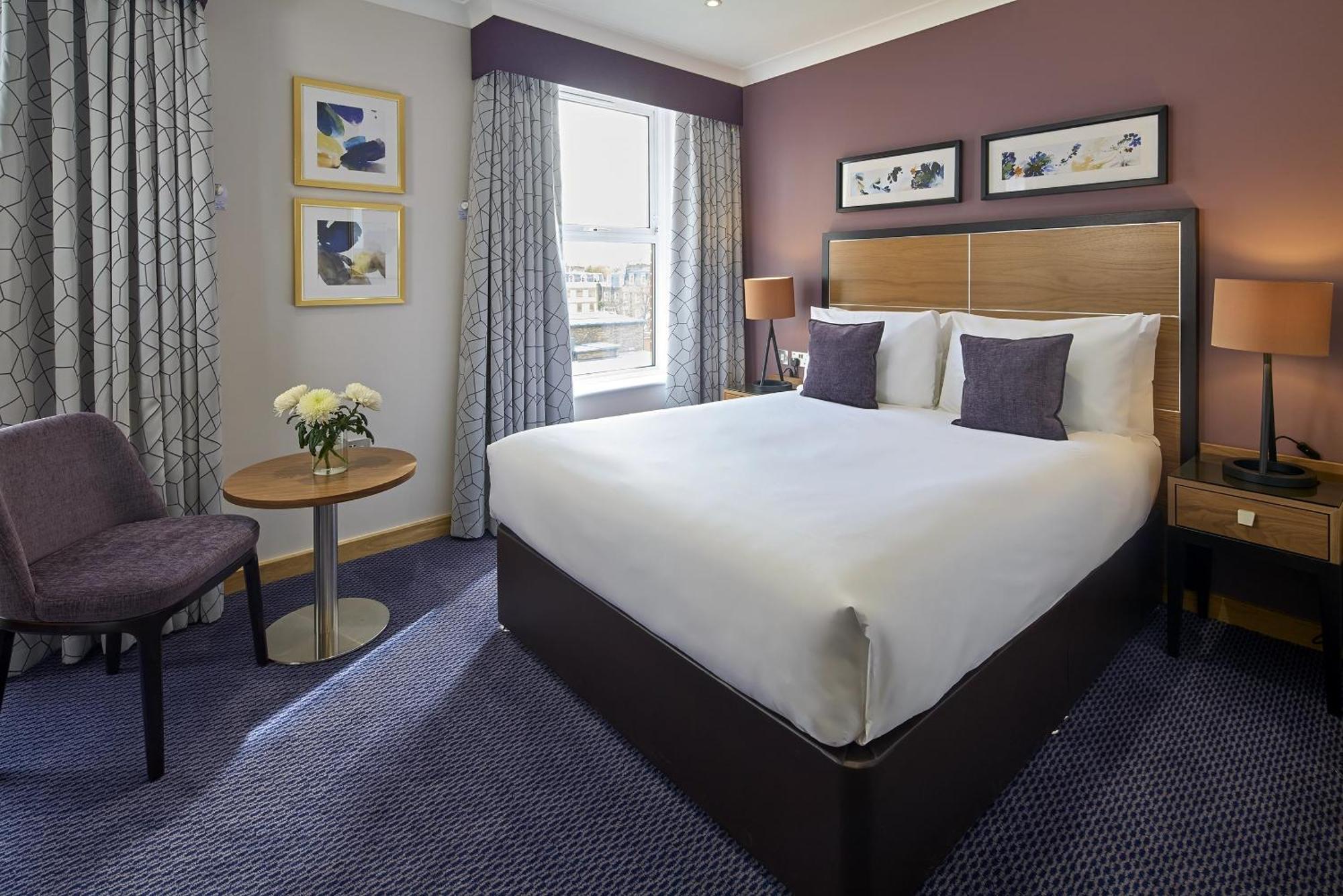 The Rembrandt 4*