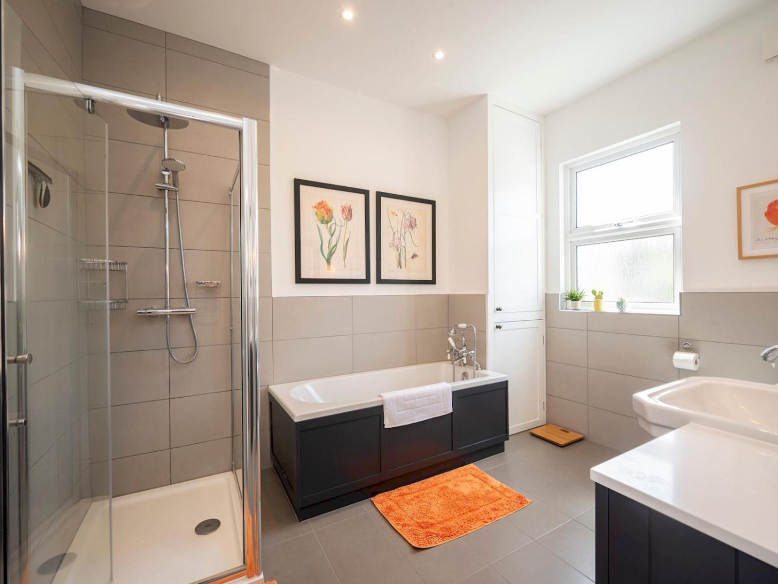 Pass The Keys Stylishly Designed Townhouse - Garden Oasis * London