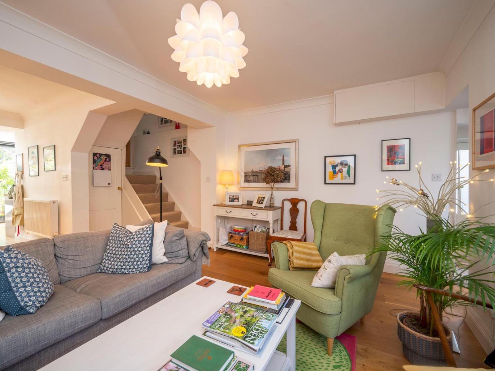 Holiday home Pass The Keys Stylishly Designed Townhouse - Garden Oasis *