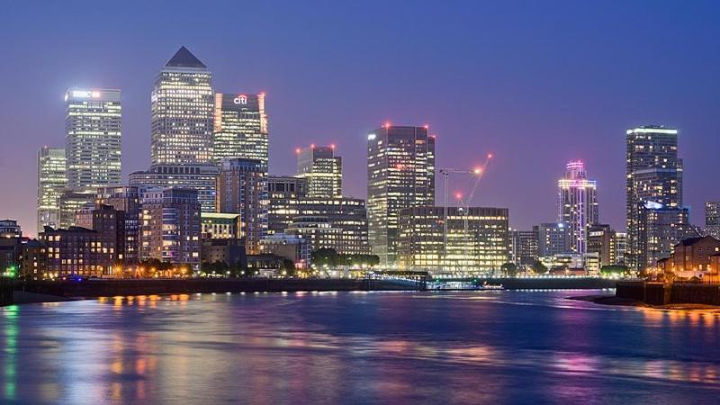 Peaceful 1br Near Canary Warf, 2min Thames River Apartment London