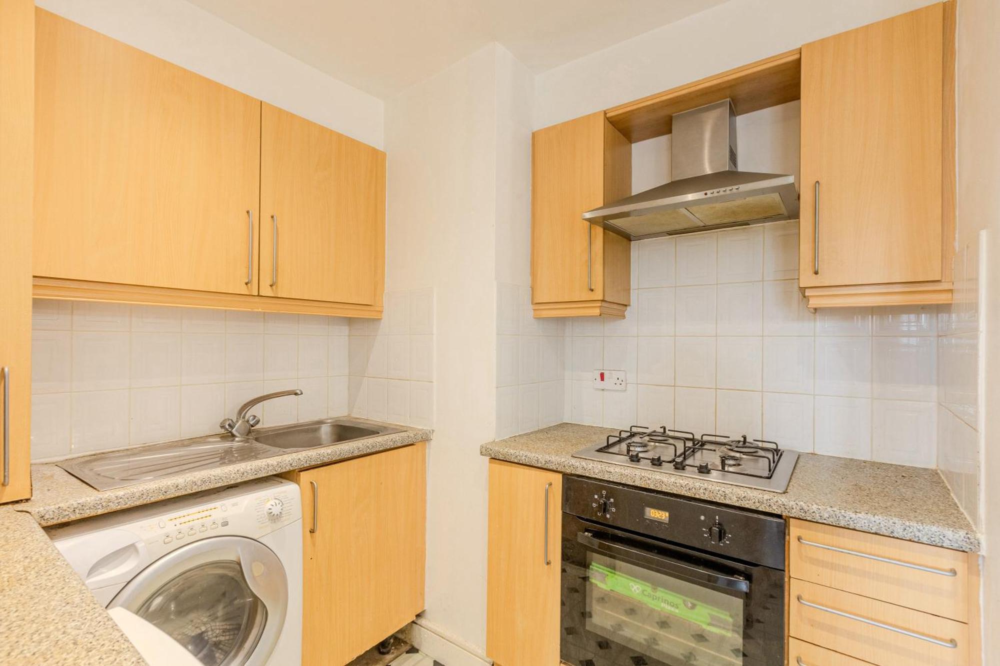 Apartment Peaceful 1br Near Canary Warf, 2min Thames River *