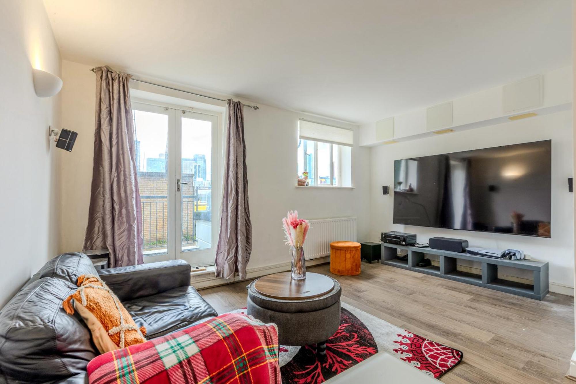 Peaceful 1br Near Canary Warf, 2min Thames River * London