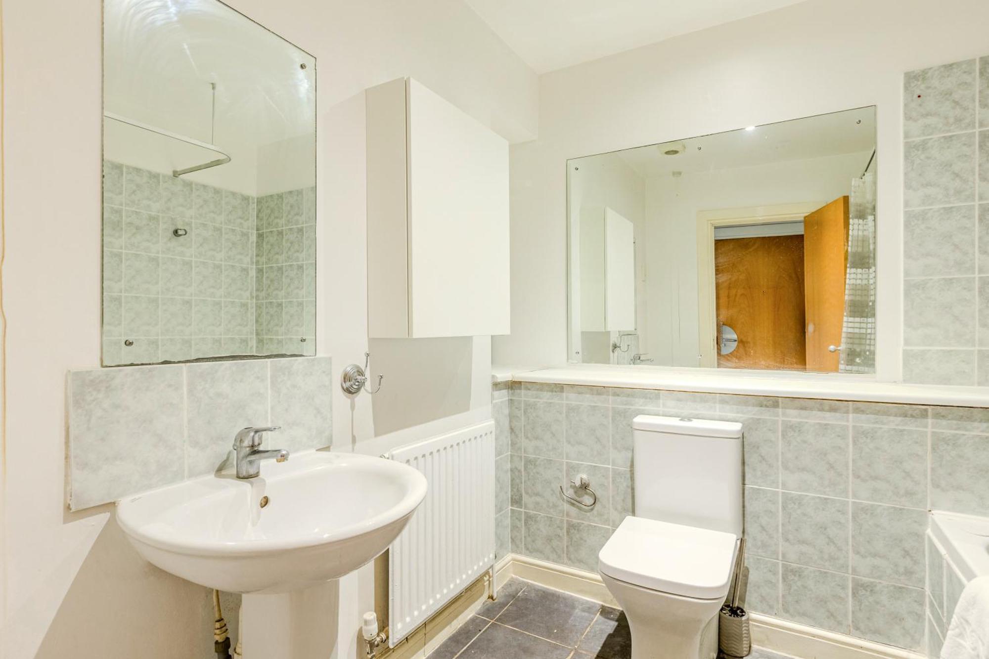 Peaceful 1br Near Canary Warf, 2min Thames River