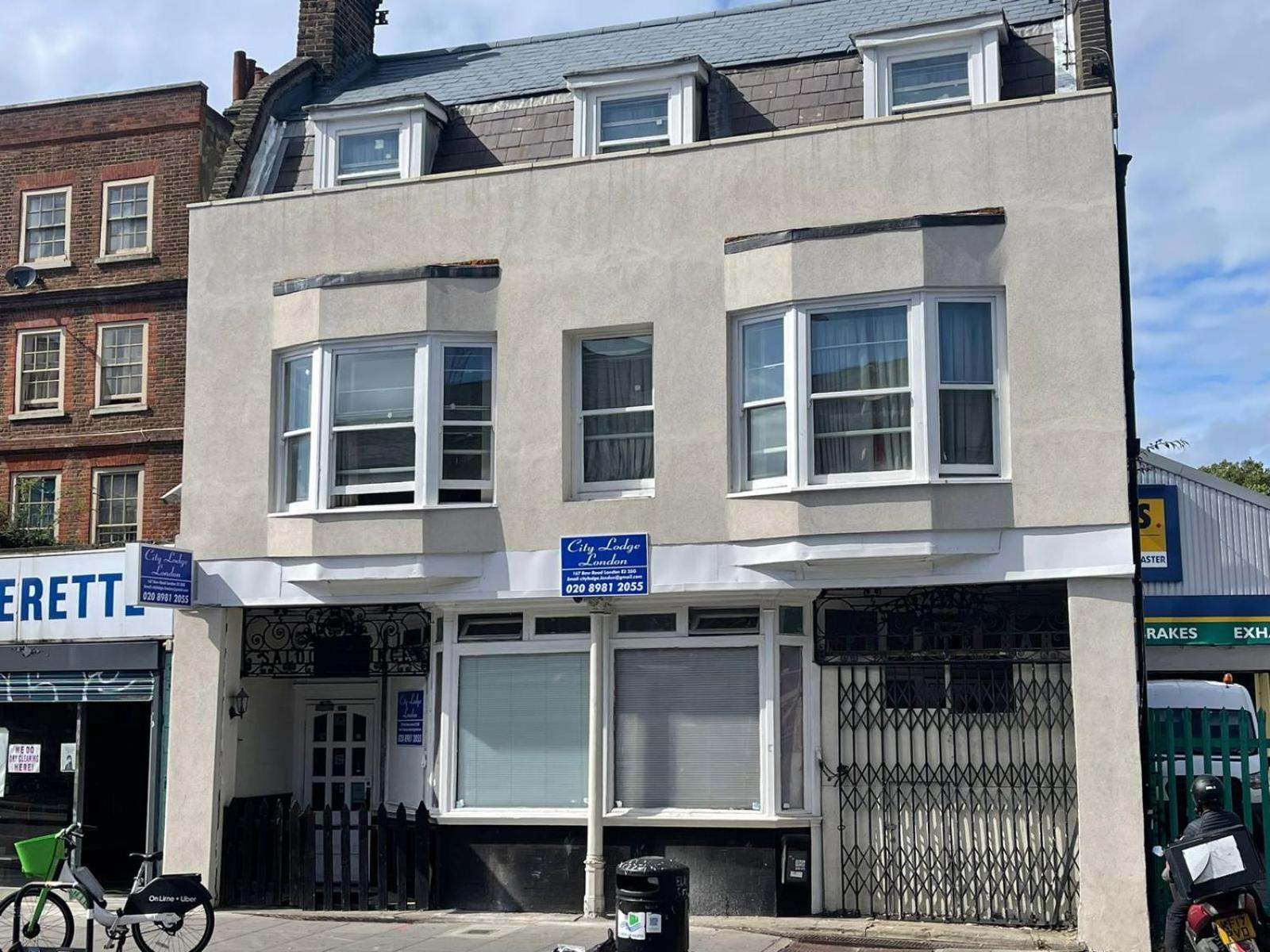 Guest house City Lodge London London