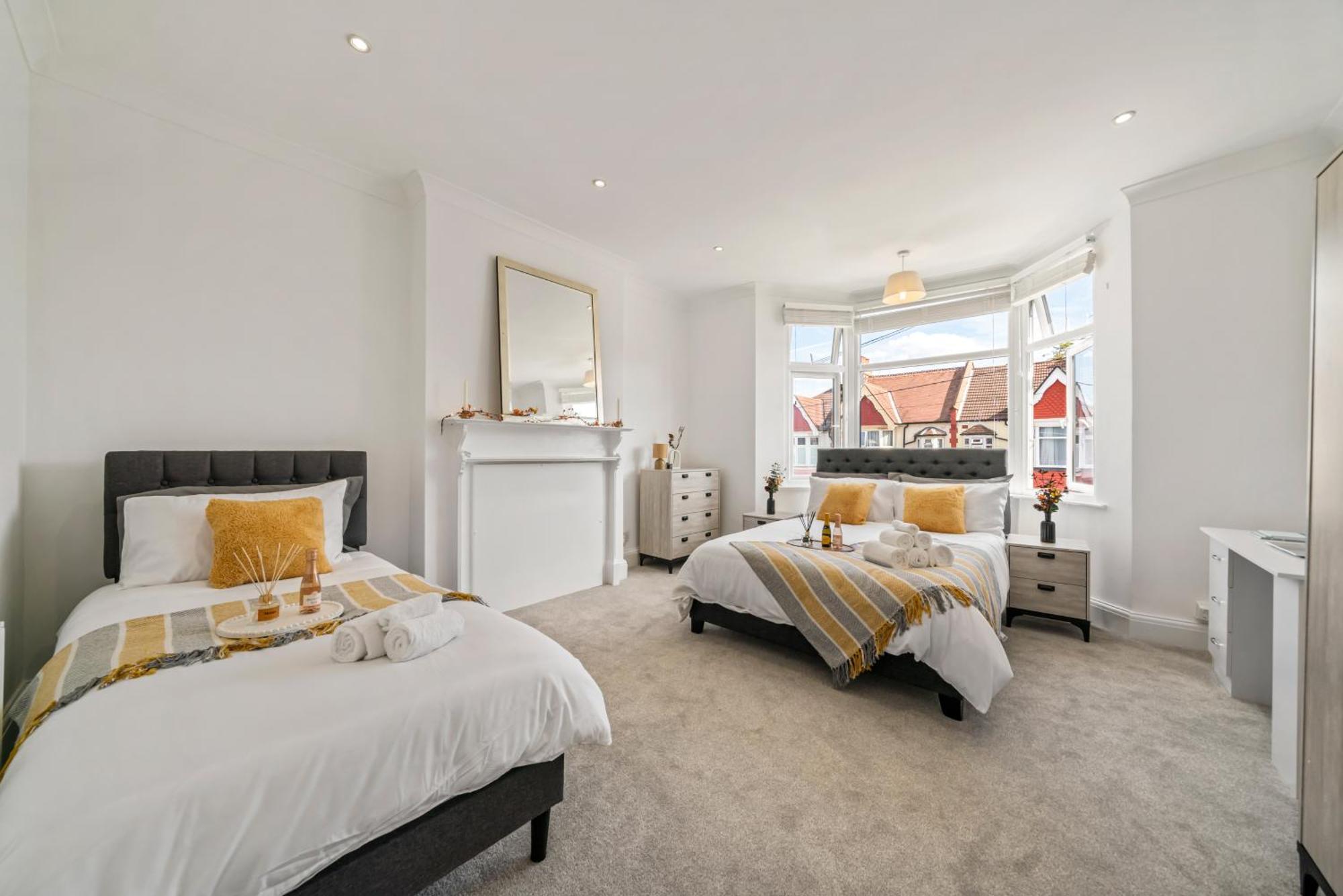 2025 Award Winning - 2 Bedroom Luxury Next To Wembley Stadium Leilighet London