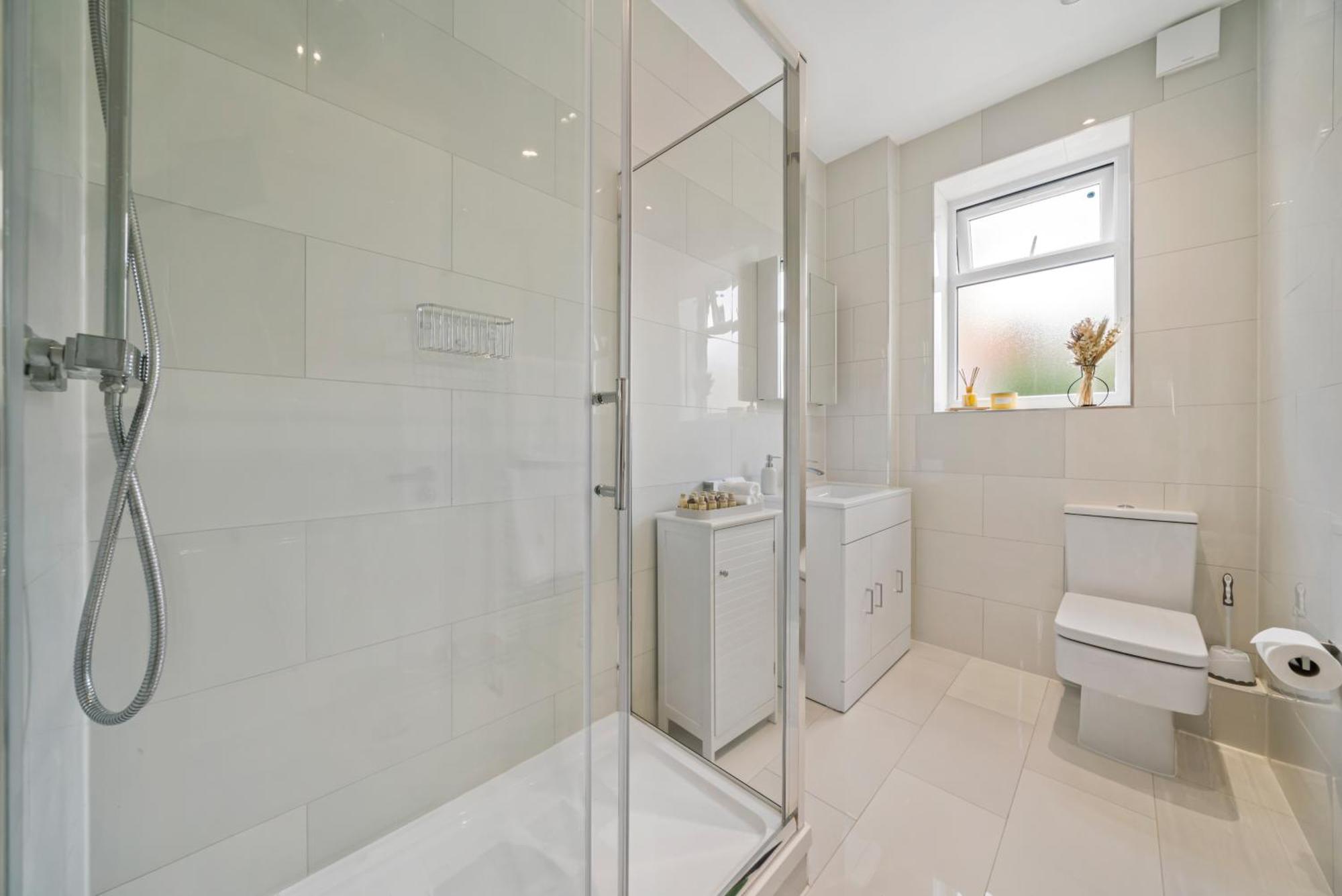 Award Winning 2025 - Wembley Luxury Apartment 2Br Stay Next To Stadium Plus Free Parking * London