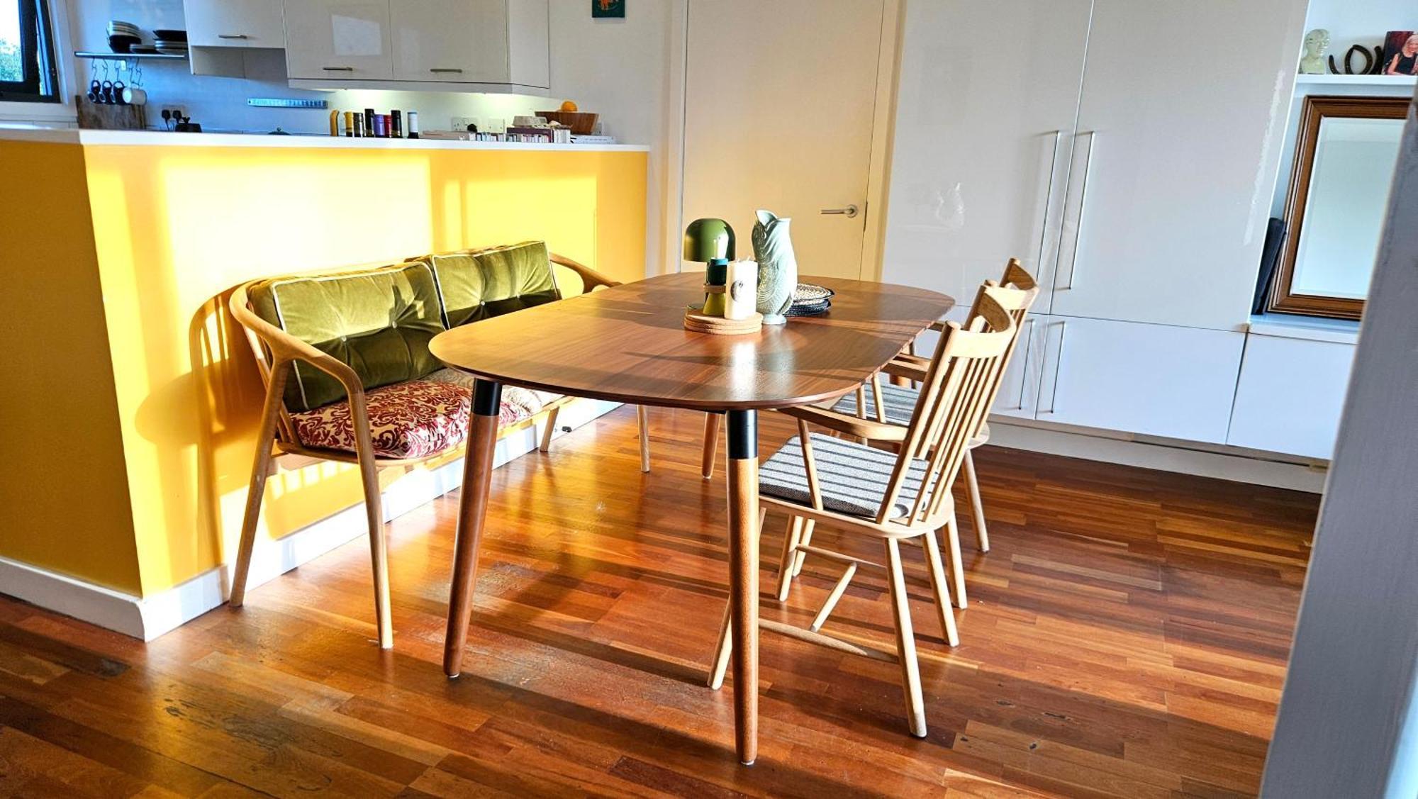 Roof Terrace, 2-bed 2-bath, Stoke Newington *