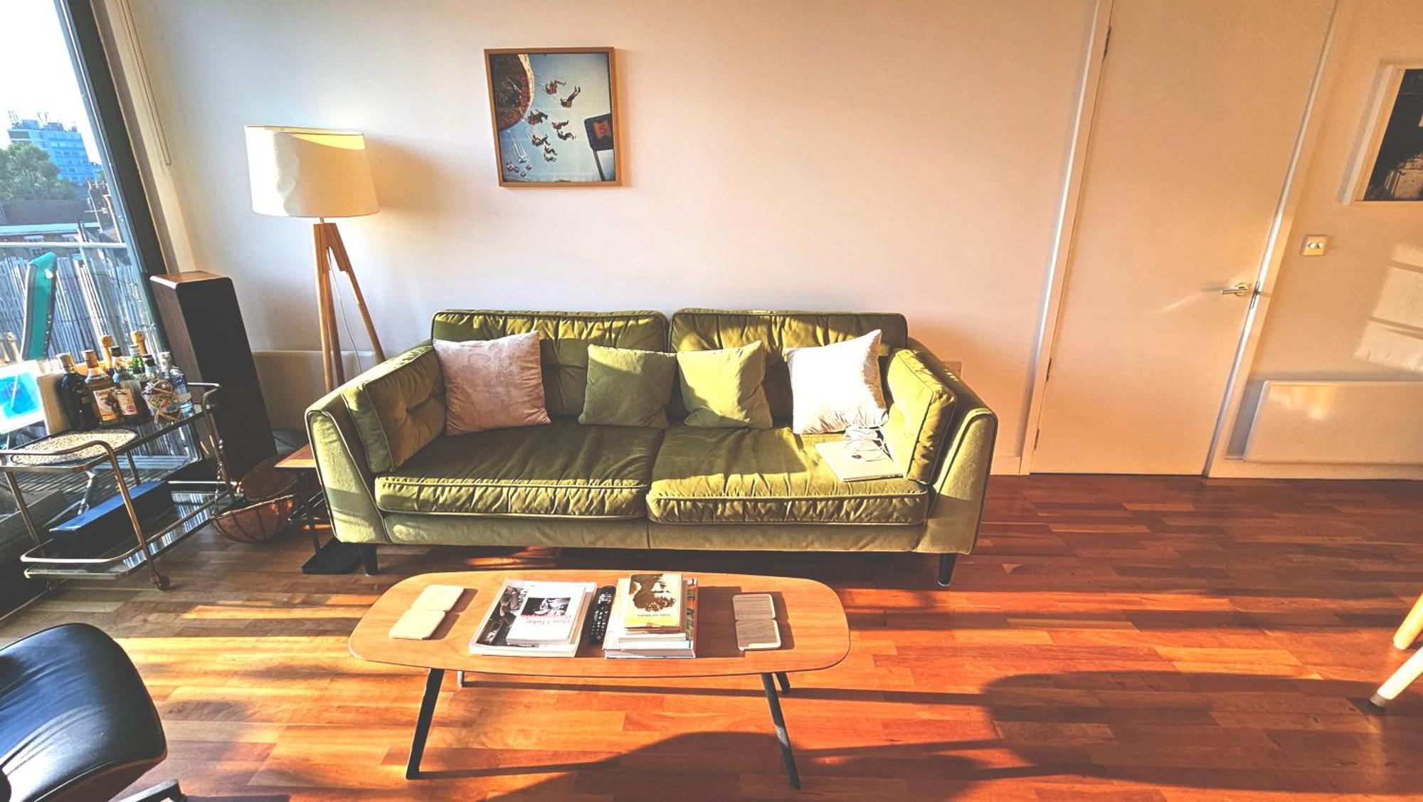 Apartment Roof Terrace, 2-bed 2-bath, Stoke Newington