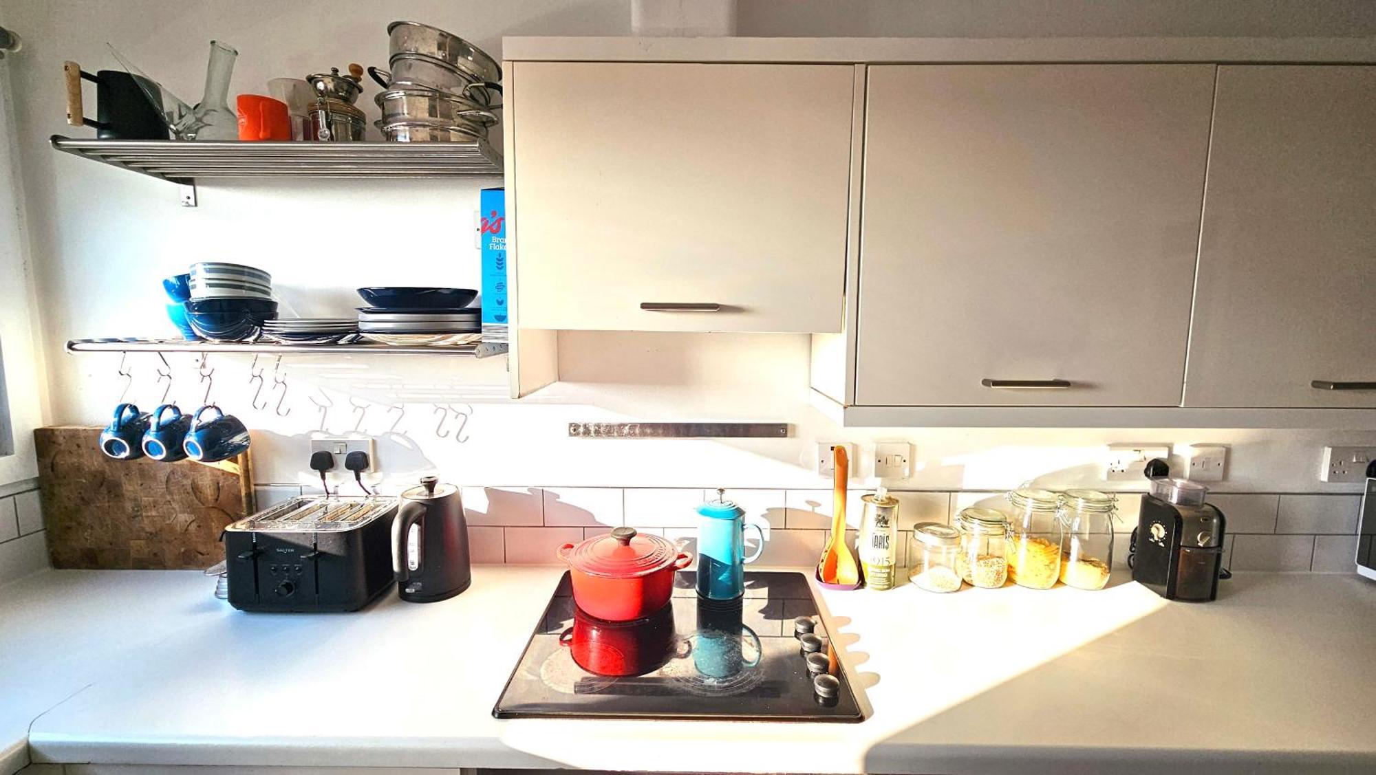 Roof Terrace, 2-bed 2-bath, Stoke Newington * London