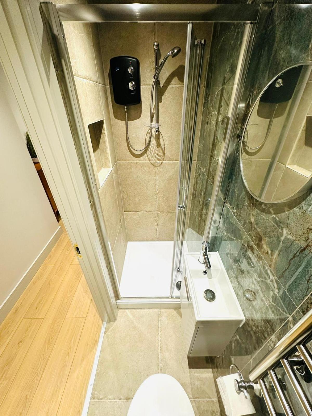 Ensuite Ii Great Location Close To Eye Gasthuis Londen