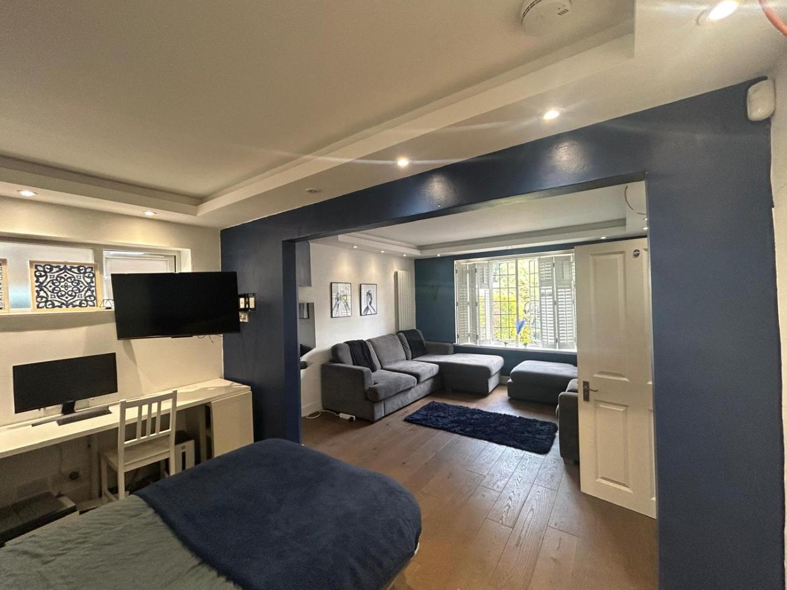 Wandworth, South Deluxe King 2 Privatunterkunft
