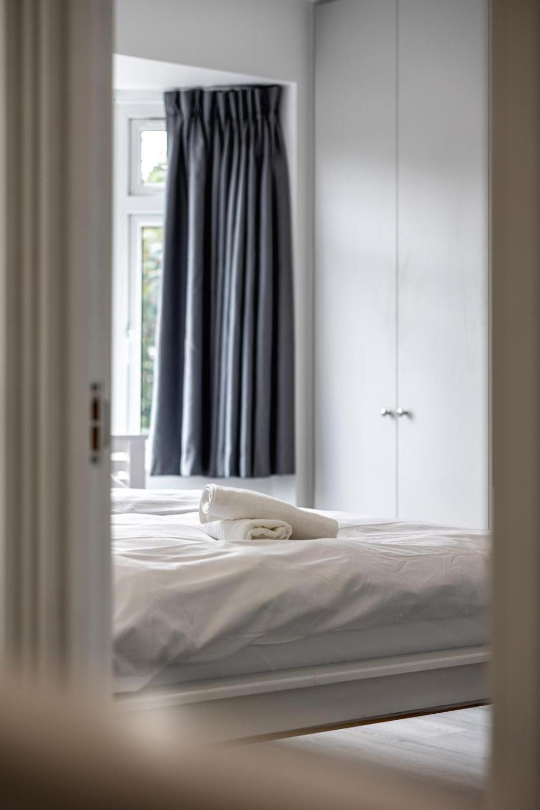 Modern With Driveway Parking For 2 Vehicles, Near Tottenham Hotspur Stadium, White Hart Lane Train Station Сasa de vacaciones *