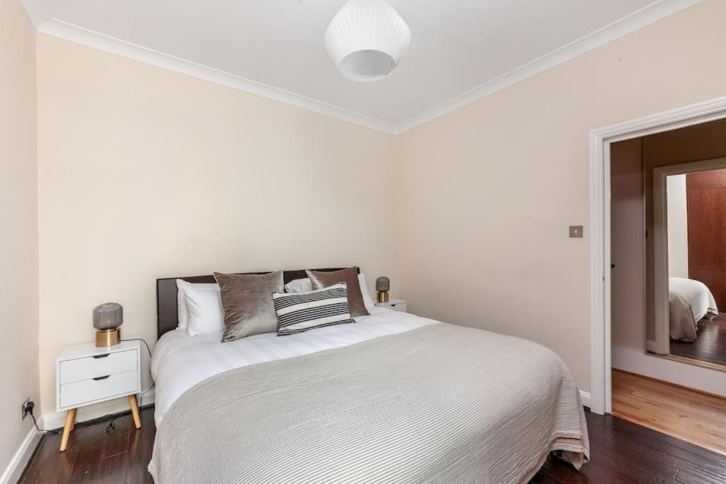 Chic&charming Chelsea 2 Bed Flat * Londen