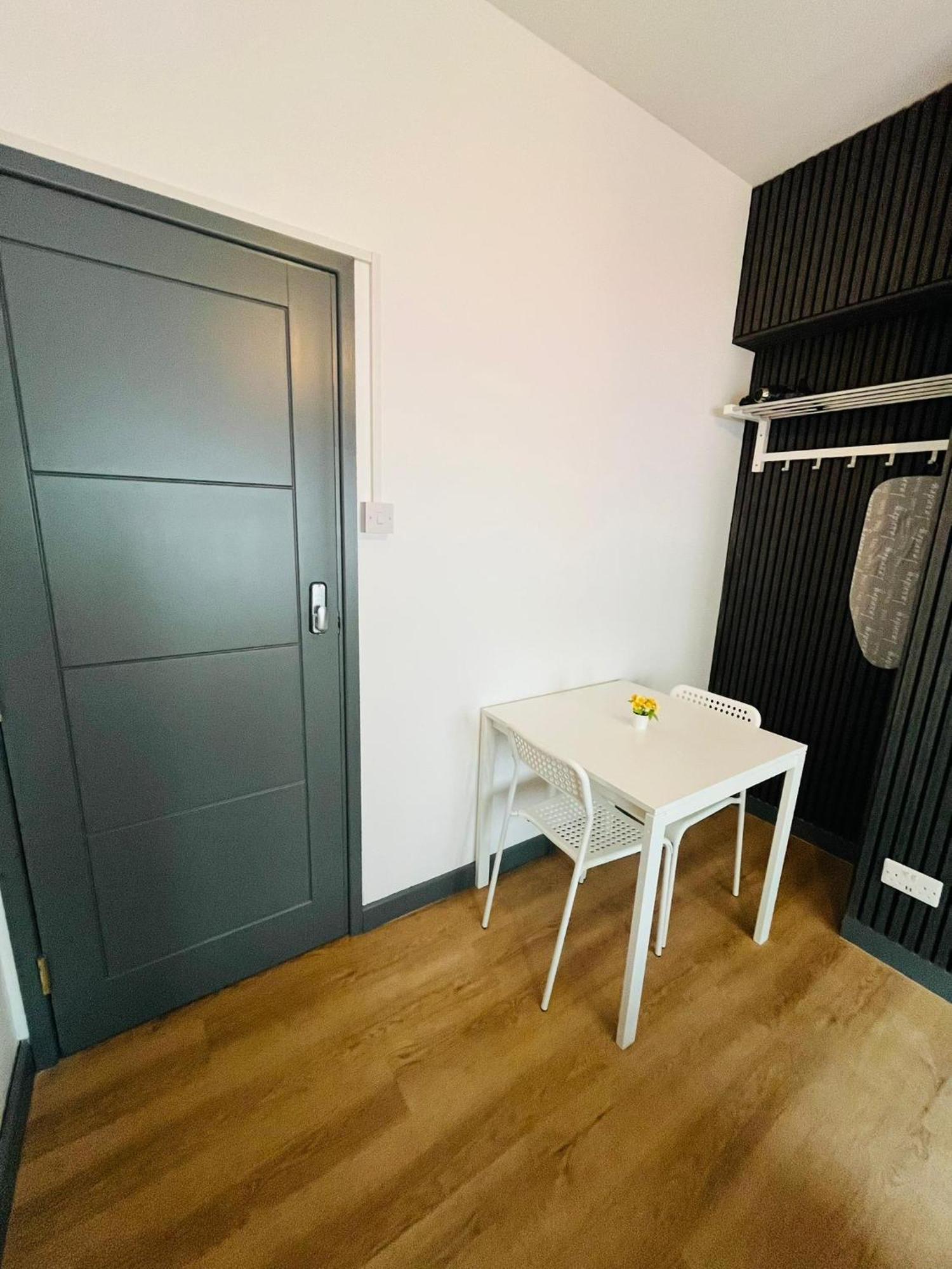 Gasthuis Kilburn Guest 167 *