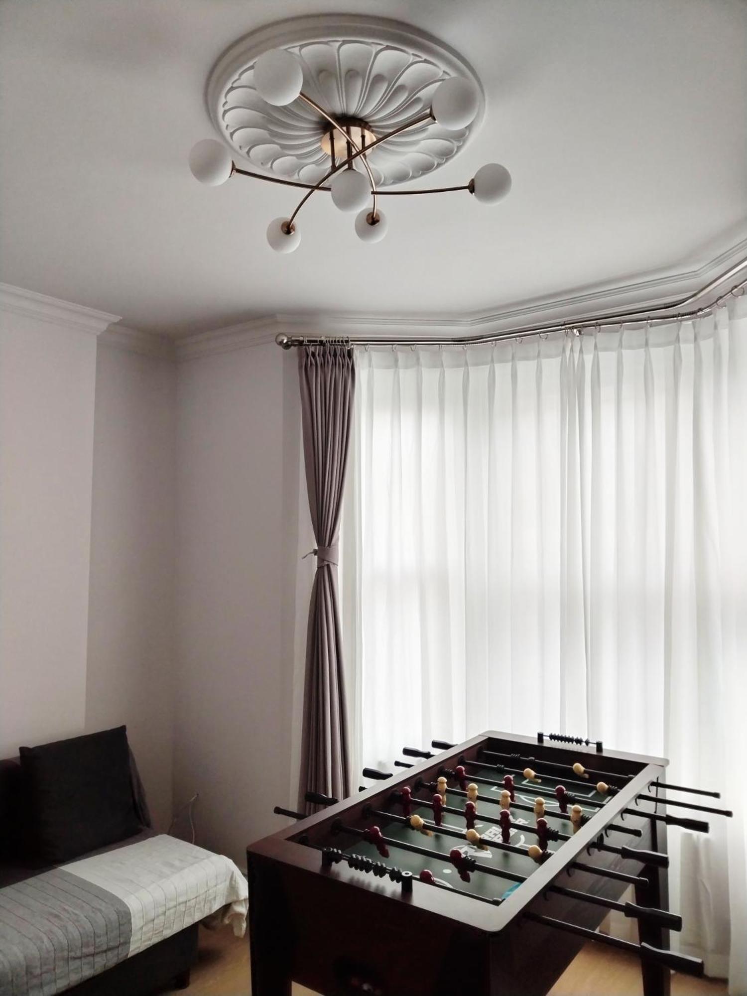 New Refurbished One Bed Flat In The West * Londen