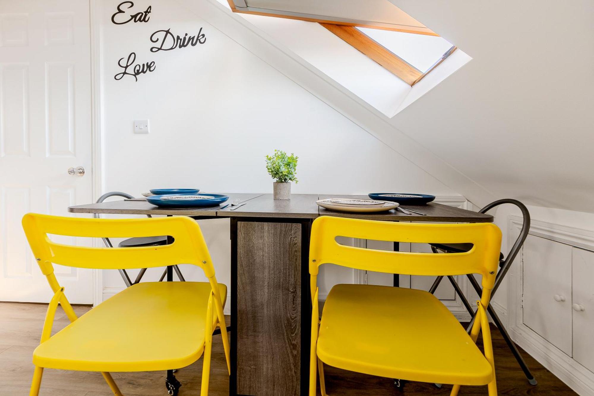 Bright 2br Flat, Forest Gate, East Leilighet London