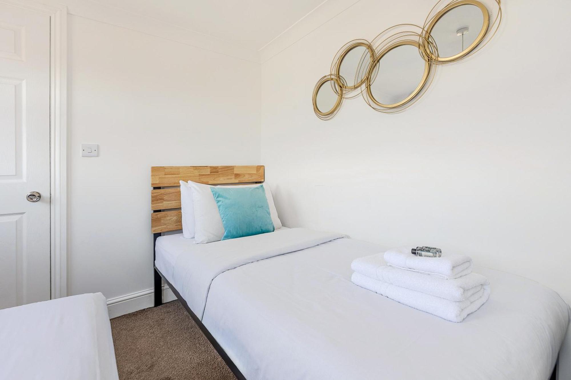 Leilighet Bright 2br Flat, Forest Gate, East