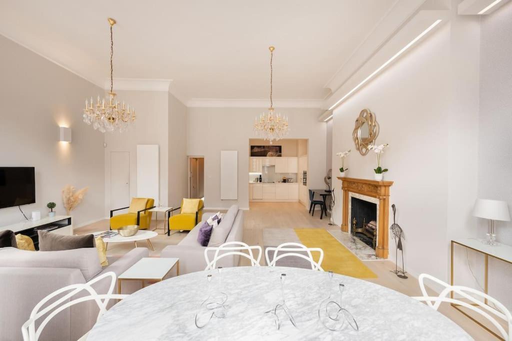 Appartement Presidential With 14ft High Ceilings & Private Elevator