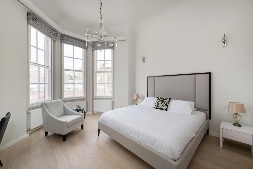 Appartement Presidential With 14ft High Ceilings & Private Elevator *